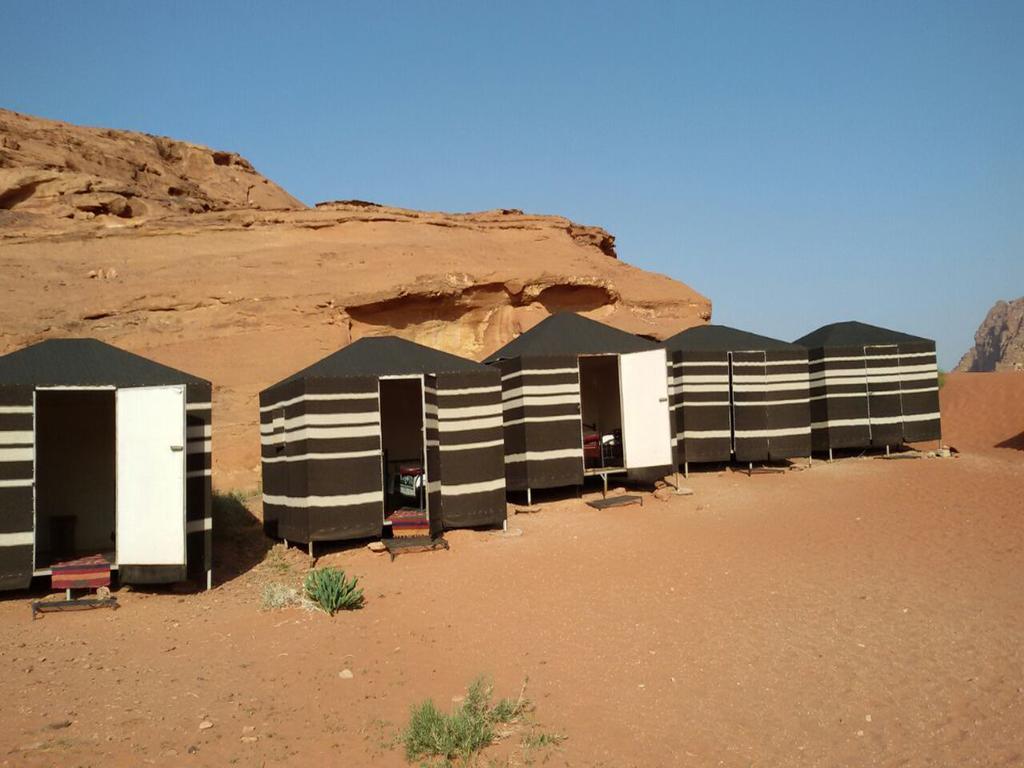 Wadi Rum Quiet Village Camp Eksteriør billede